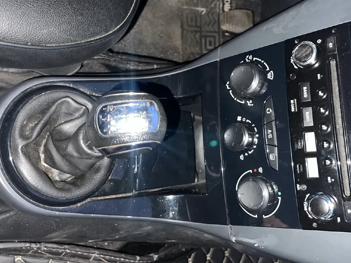 2013 Citroen C-Quatre 1.6L 117HP L4 5MT,autocango,china used car exporter,china ev exporter,chinese used car exporter,chinese used ev exporter