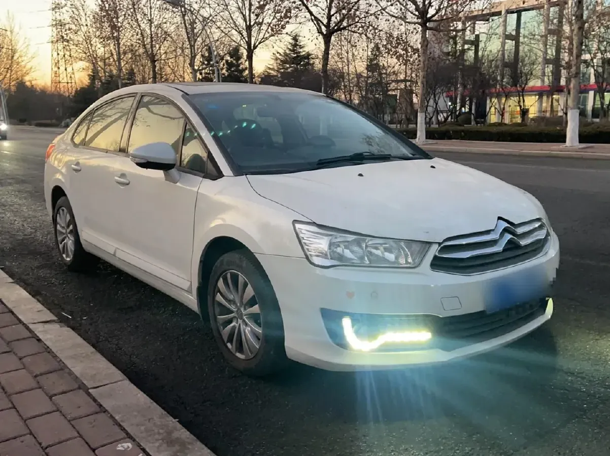 2013 Citroen C-Quatre 1.6L 117HP L4 5MT,autocango,china used car exporter,china ev exporter,chinese used car exporter,chinese used ev exporter