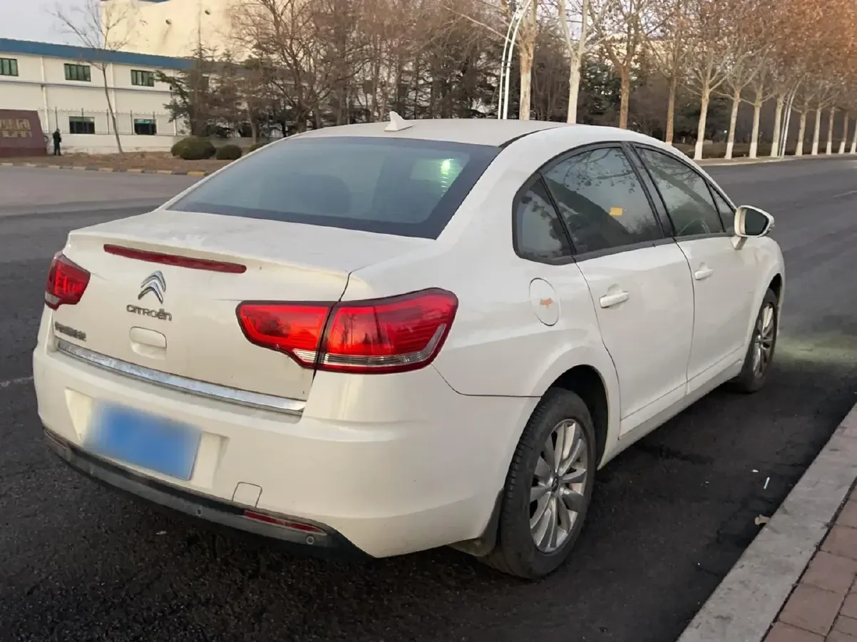2013 Citroen C-Quatre 1.6L 117HP L4 5MT,autocango,china used car exporter,china ev exporter,chinese used car exporter,chinese used ev exporter
