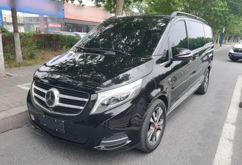 2016 Mercedes-Benz V Class 2.0T 211HP L4 7AT