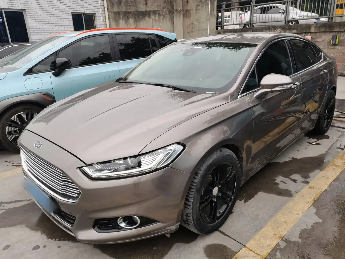 2013 Ford Mondeo 2.0T 203HP L4 6AT