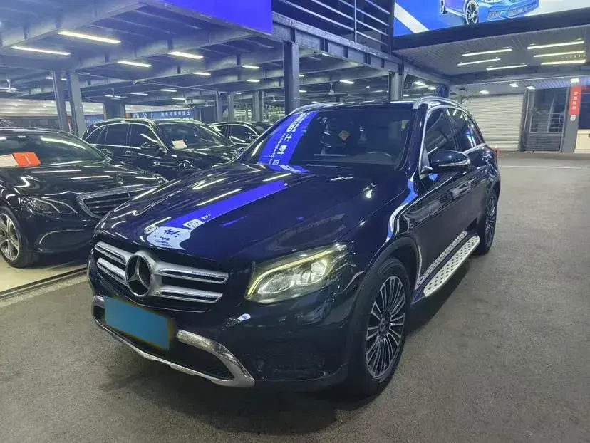 2018 Mercedes-Benz GLC Class 2.0T 184HP L4 9AT