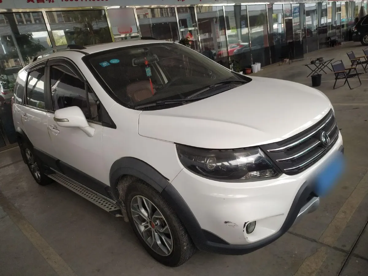 2015 DongFeng Forthing Joyear X5 1.6L 122HP L4 5MT,autocango,china used car exporter,china ev exporter,chinese used car exporter,chinese used ev exporter