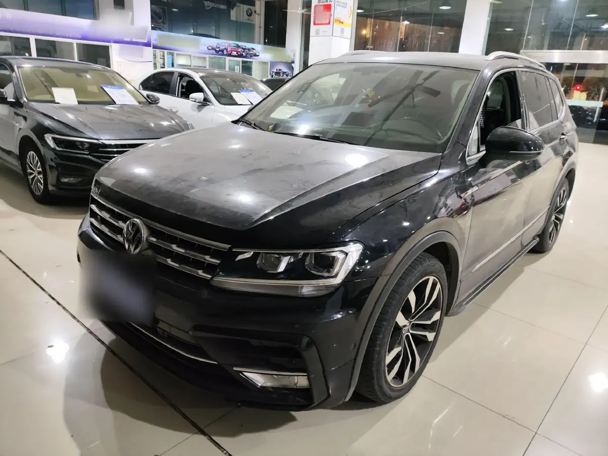 2021 Volkswagen Tiguan L 2.0T 186HP L4 7DCT