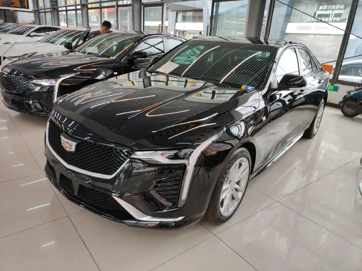 2022 Cadillac CT4 2.0T 237HP L4 8AT