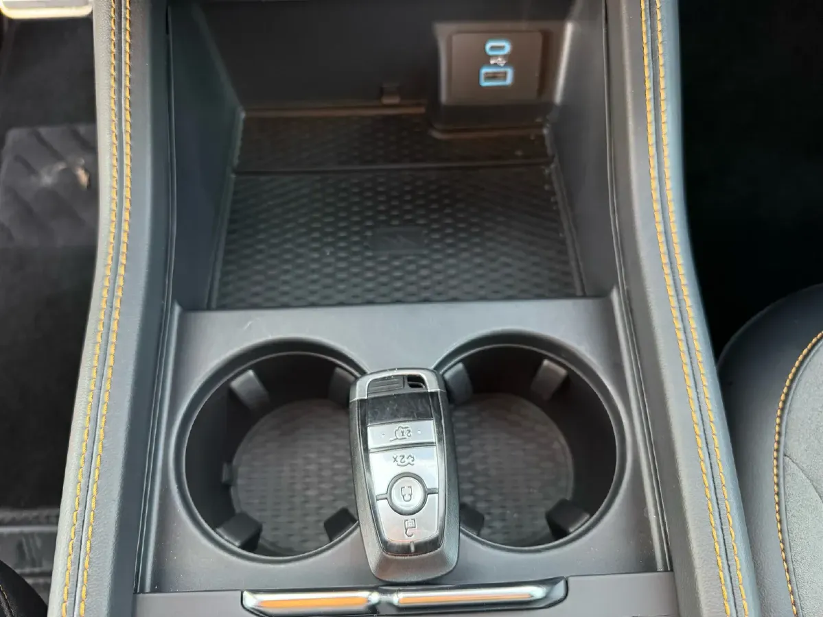 2024 Ford Mustang Mach-E BEV 80.3KWH,autocango,china used car exporter,china ev exporter,chinese used car exporter,chinese used ev exporter