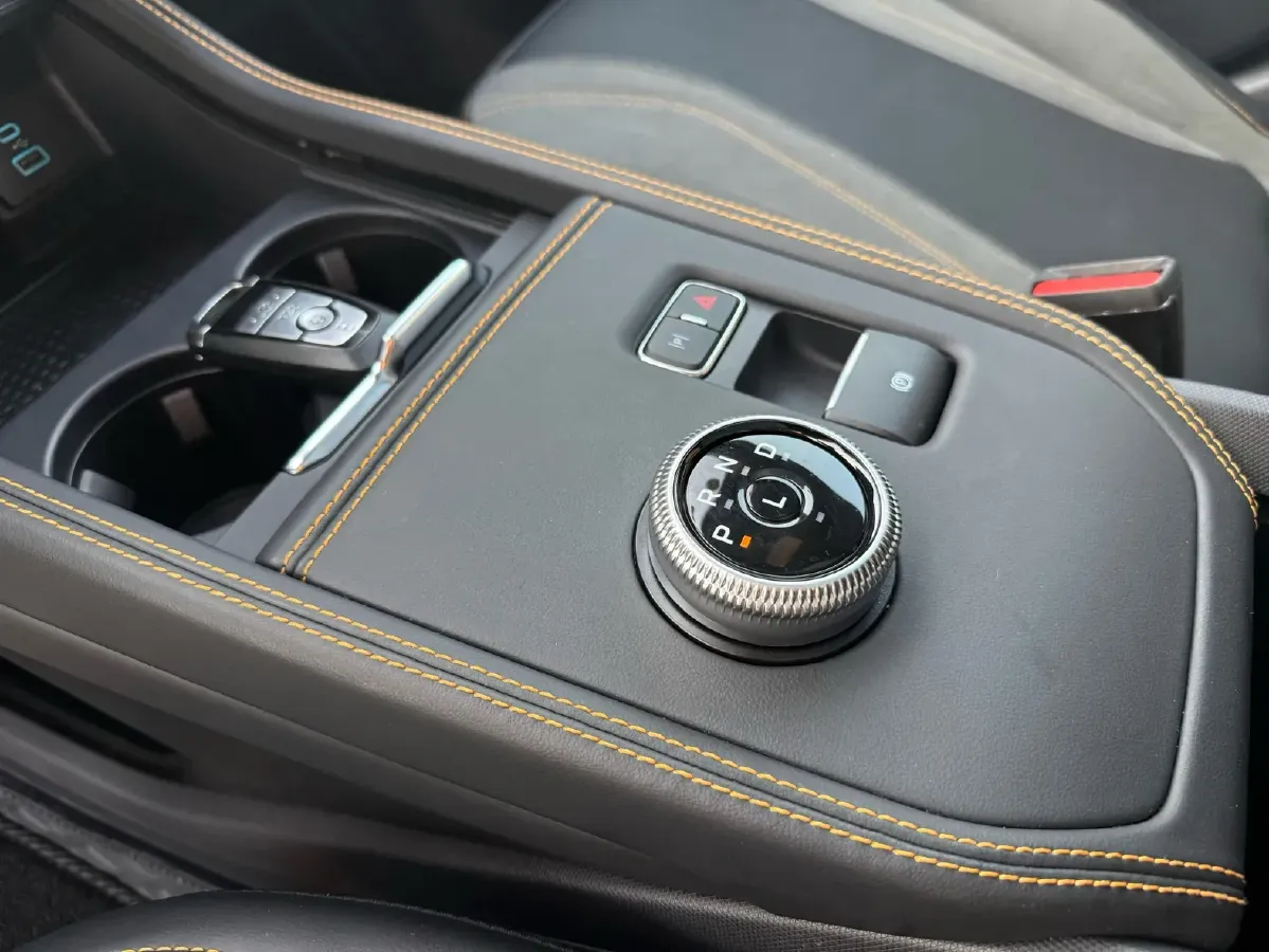 2024 Ford Mustang Mach-E BEV 80.3KWH,autocango,china used car exporter,china ev exporter,chinese used car exporter,chinese used ev exporter