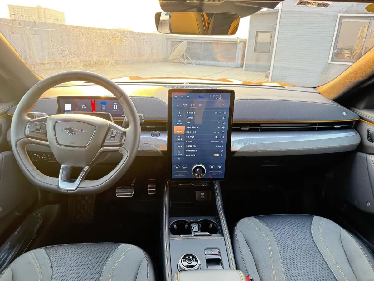 2024 Ford Mustang Mach-E BEV 80.3KWH,autocango,china used car exporter,china ev exporter,chinese used car exporter,chinese used ev exporter