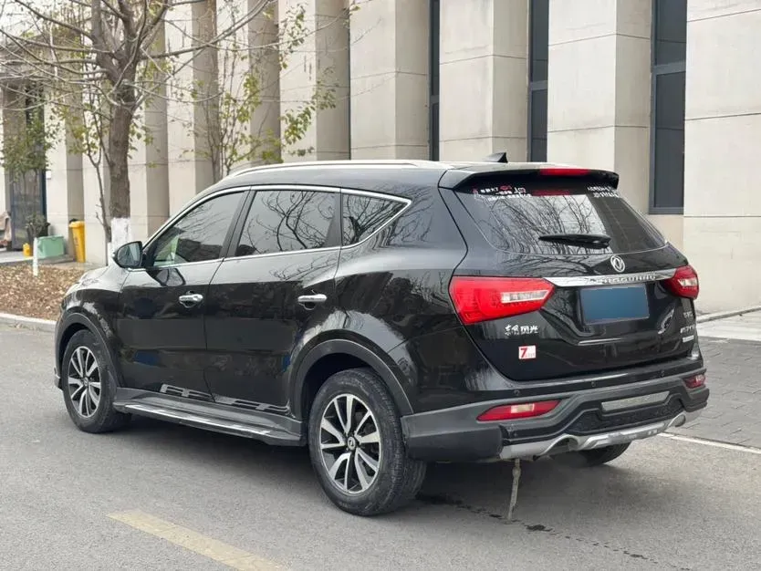 2017 DongFeng Fengon Fengon 580 1.5T 150HP L4 CVT,autocango,china used car exporter,china ev exporter,chinese used car exporter,chinese used ev exporter