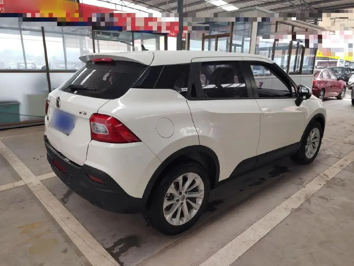 2016 Brilliance Auto V3 1.5L 112HP L4 5MT,autocango,china used car exporter,china ev exporter,chinese used car exporter,chinese used ev exporter