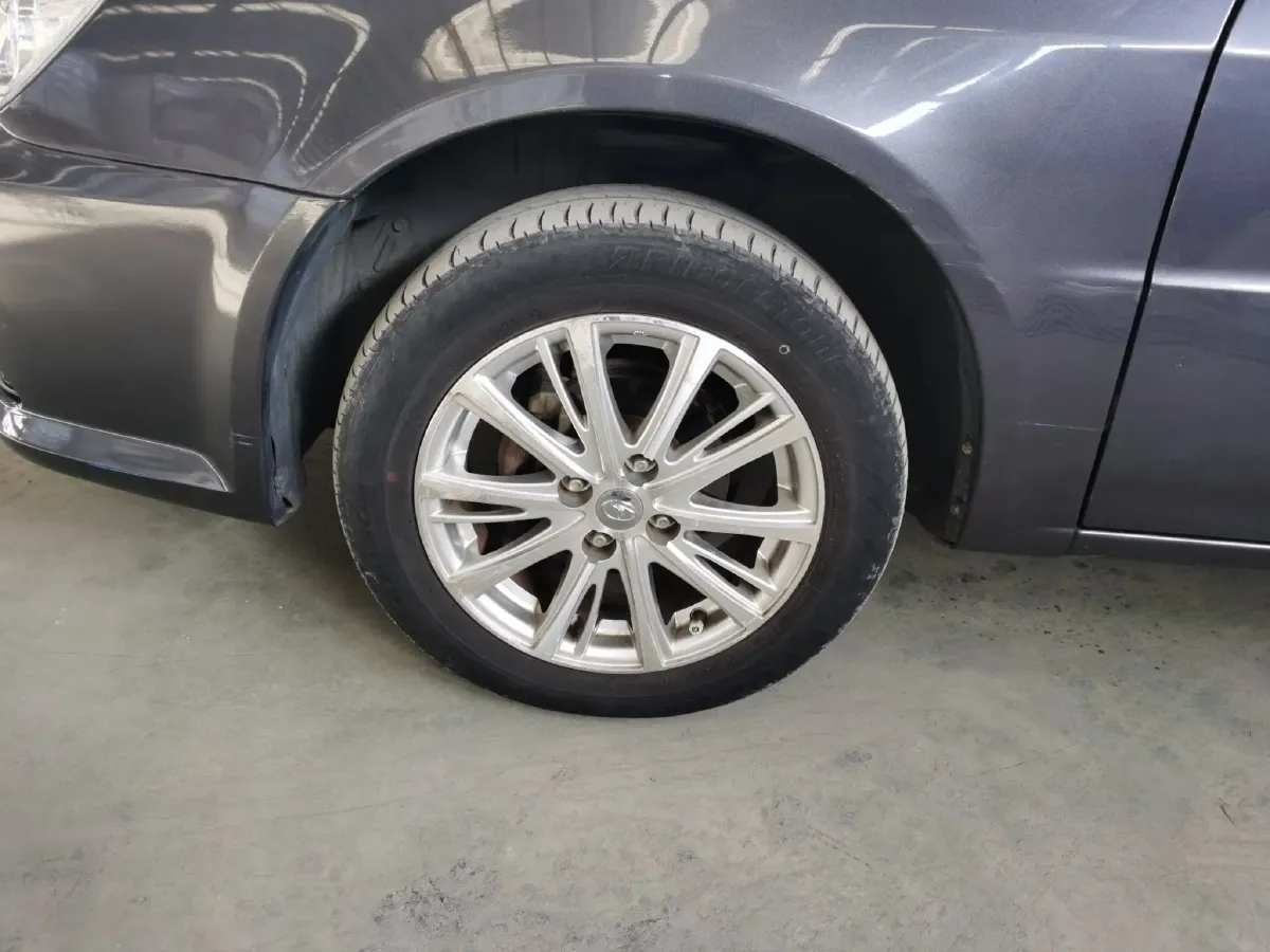 2014 Soueast V3 1.5L 120HP L4 5MT,autocango,china used car exporter,china ev exporter,chinese used car exporter,chinese used ev exporter