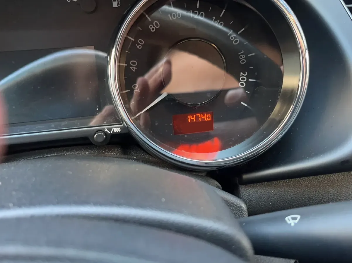 2015 Peugeot 3008 2.0L 147HP L4 6AT,autocango,china used car exporter,china ev exporter,chinese used car exporter,chinese used ev exporter