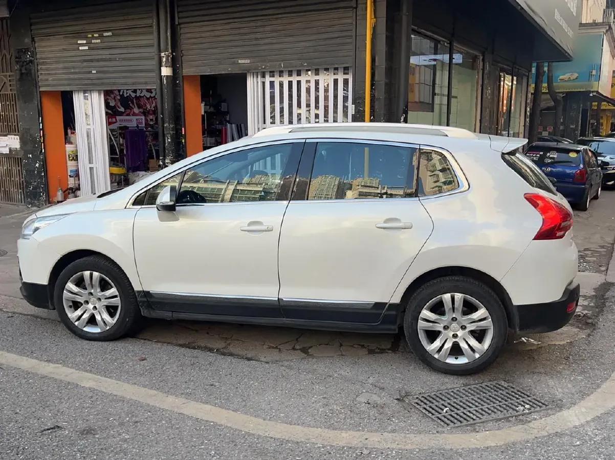 2015 Peugeot 3008 2.0L 147HP L4 6AT,autocango,china used car exporter,china ev exporter,chinese used car exporter,chinese used ev exporter