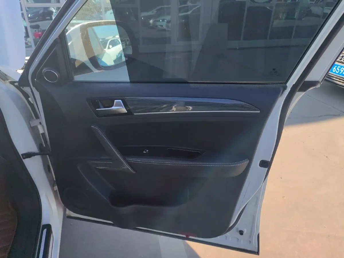 2017 Zotye T600 1.5T 162HP L4 5MT,autocango,china used car exporter,china ev exporter,chinese used car exporter,chinese used ev exporter