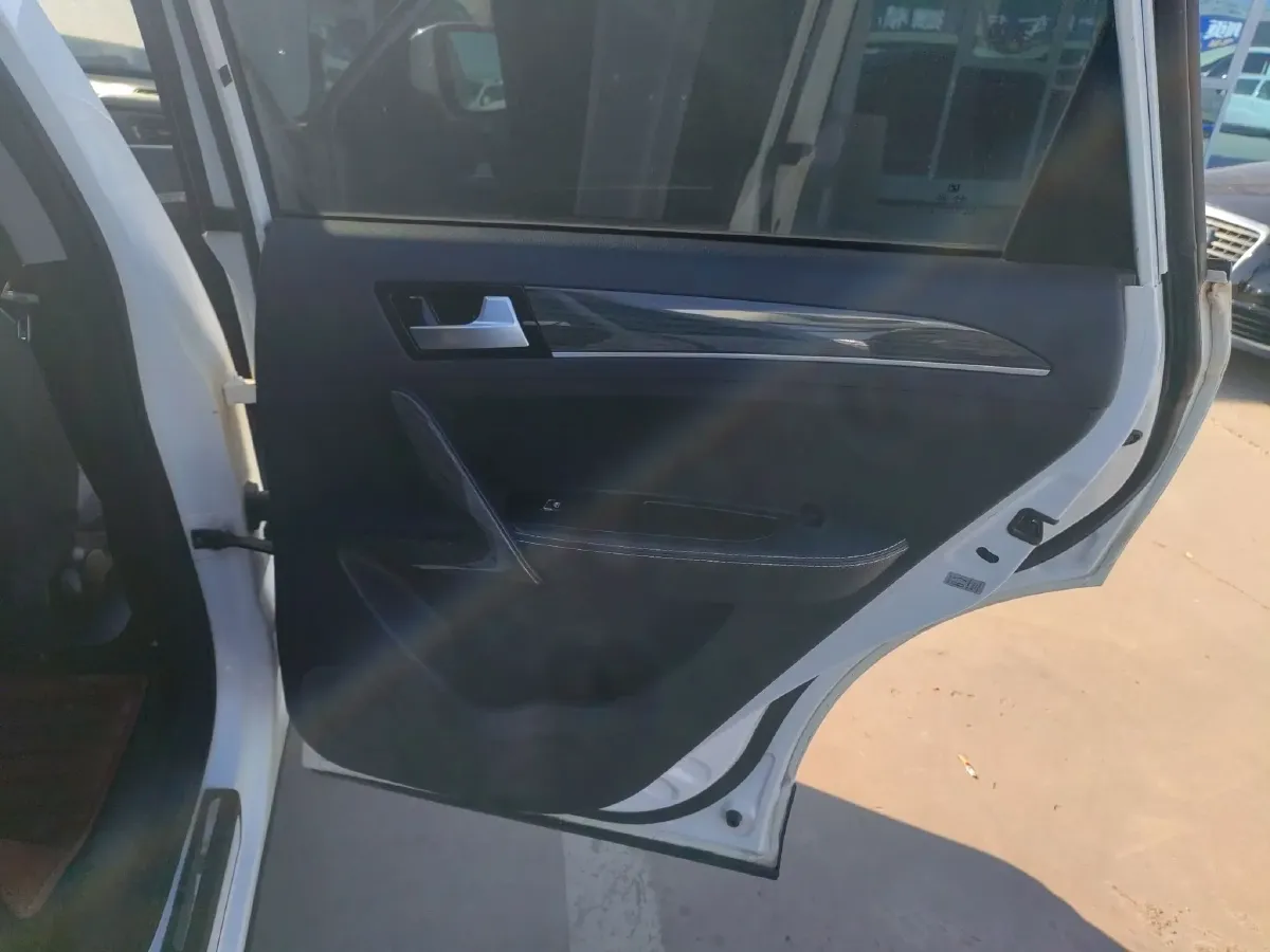 2017 Zotye T600 1.5T 162HP L4 5MT,autocango,china used car exporter,china ev exporter,chinese used car exporter,chinese used ev exporter