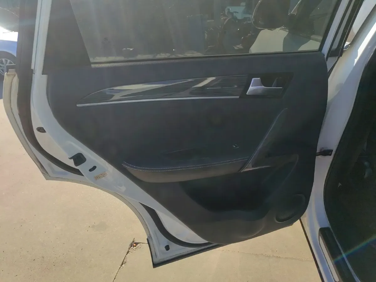 2017 Zotye T600 1.5T 162HP L4 5MT,autocango,china used car exporter,china ev exporter,chinese used car exporter,chinese used ev exporter