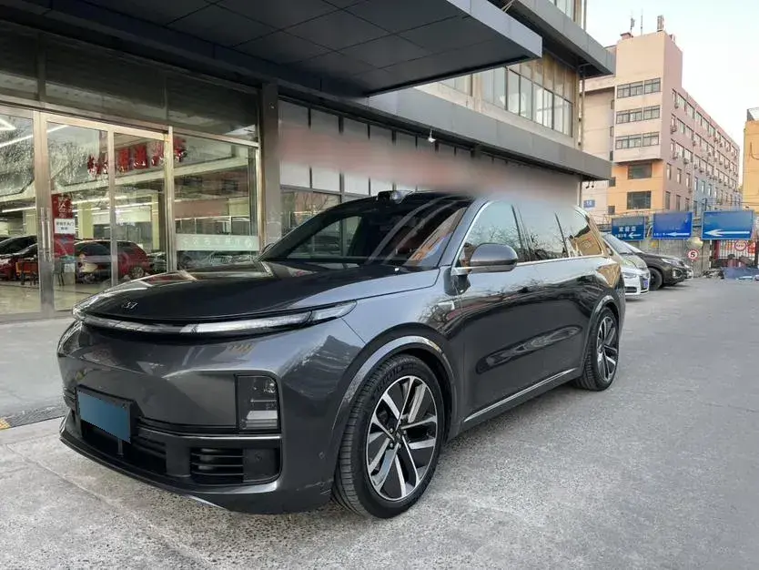 2022 Li L9 Range Extended 154HP REEV 42.6KWH