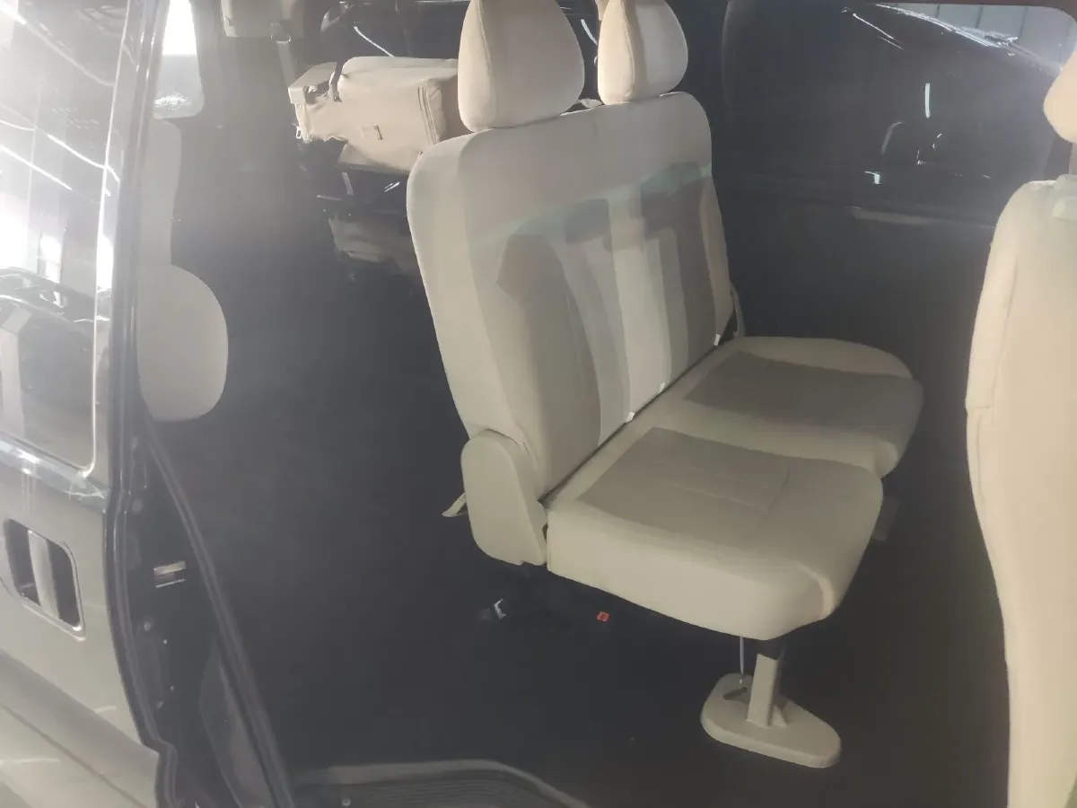 2019 DongFeng Forthing LingZhi 1.6L 122HP L4 5MT,autocango,china used car exporter,china ev exporter,chinese used car exporter,chinese used ev exporter