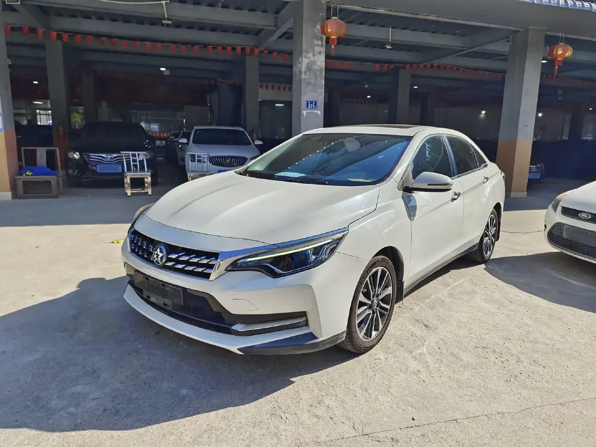 2018 Venucia D60 1.6L 126HP L4 CVT