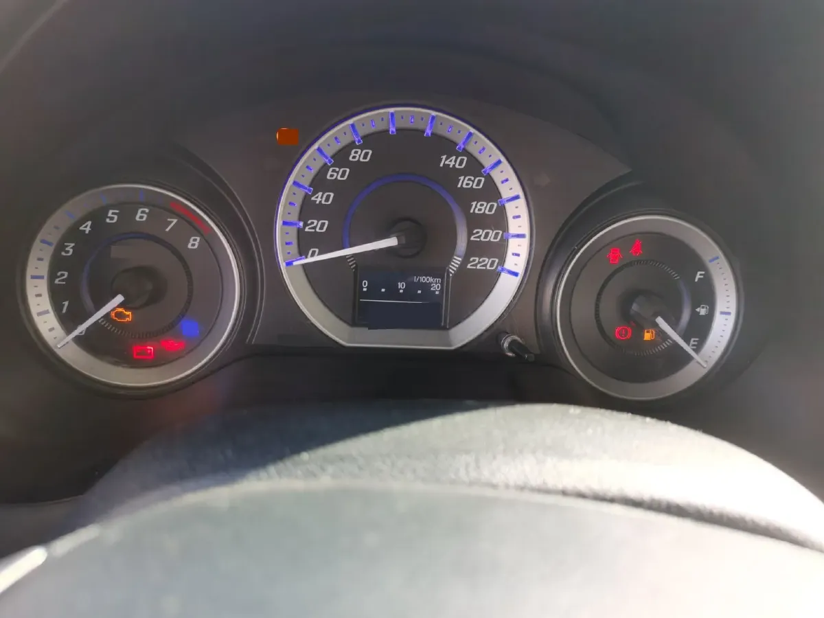 2012 Honda City Classic 1.5L 120HP L4 5MT,autocango,china used car exporter,china ev exporter,chinese used car exporter,chinese used ev exporter