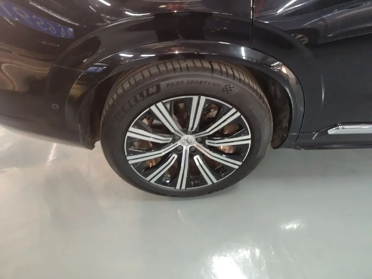 2022 Volvo XC90 PHEV 2.0T 303HP L4 8AT PHEV 11.6KWH,autocango,china used car exporter,china ev exporter,chinese used car exporter,chinese used ev exporter