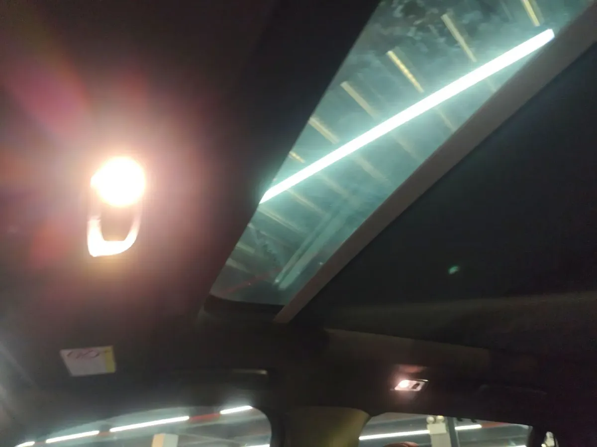 2022 Volvo XC90 PHEV 2.0T 303HP L4 8AT PHEV 11.6KWH,autocango,china used car exporter,china ev exporter,chinese used car exporter,chinese used ev exporter