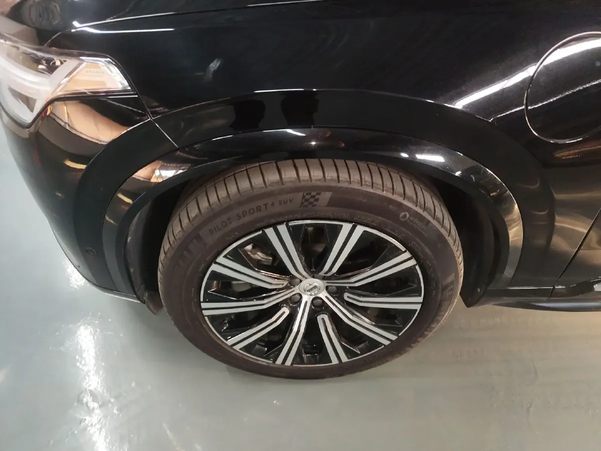 2022 Volvo XC90 PHEV 2.0T 303HP L4 8AT PHEV 11.6KWH,autocango,china used car exporter,china ev exporter,chinese used car exporter,chinese used ev exporter