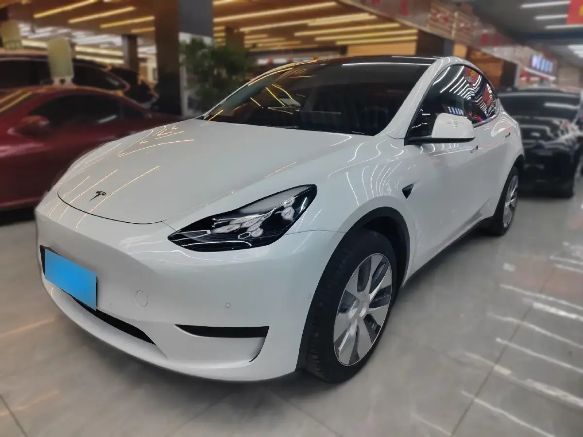 2022 Tesla Model Y BEV 60KWH