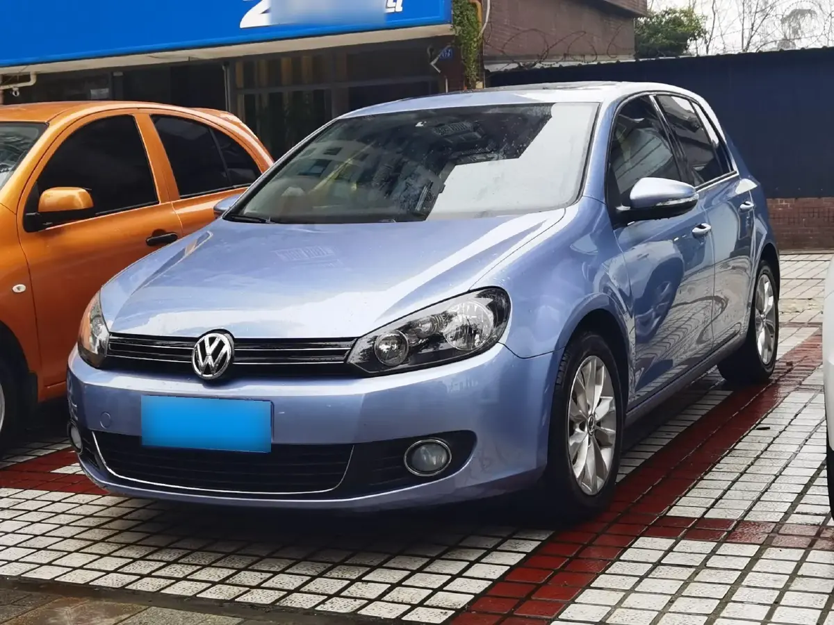2012 Volkswagen Golf 1.4T 131HP L4 7DCT