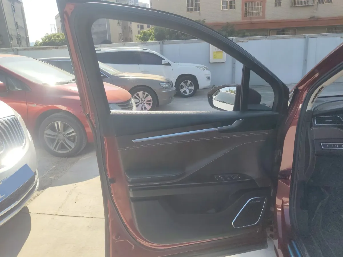 2018 Traum S70 1.5T 156HP L4 6AT,autocango,china used car exporter,china ev exporter,chinese used car exporter,chinese used ev exporter