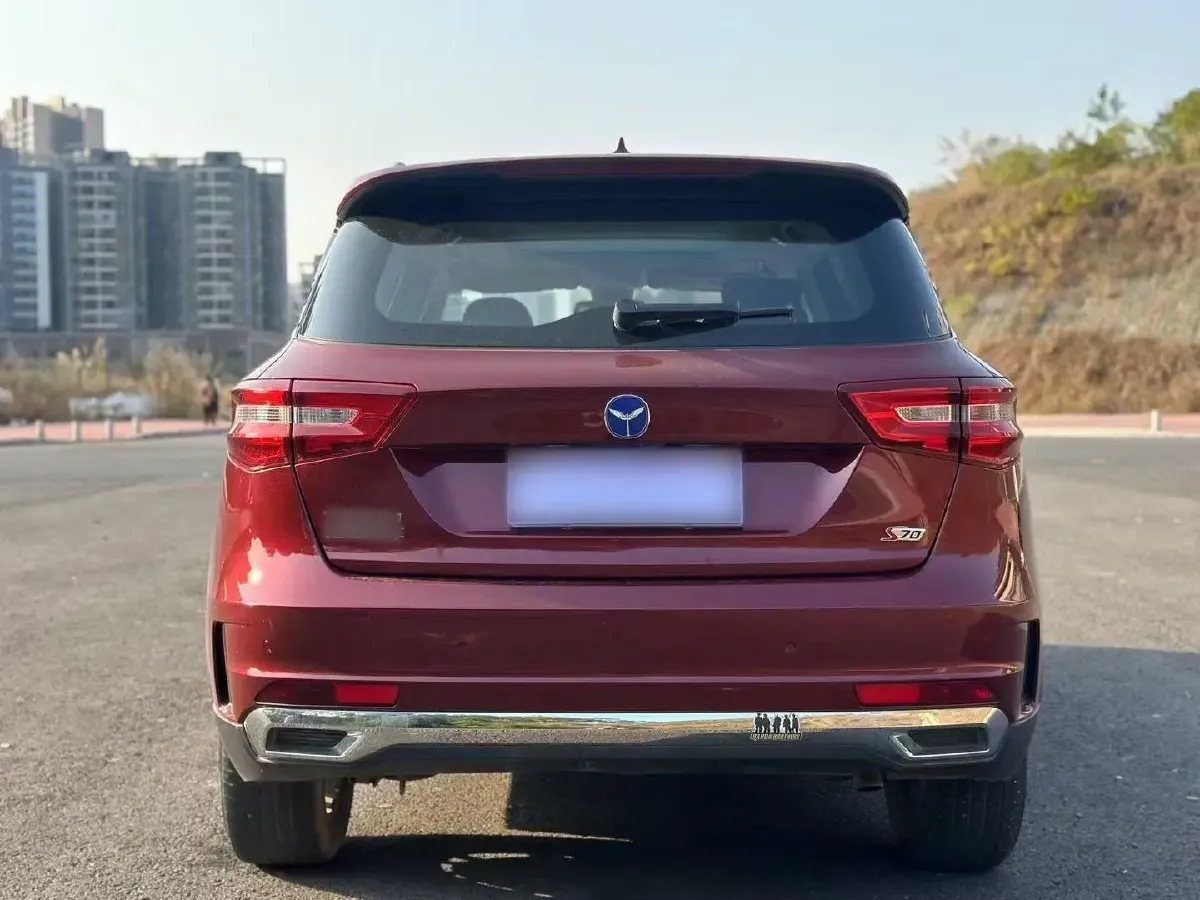 2018 Traum S70 1.5T 156HP L4 6AT,autocango,china used car exporter,china ev exporter,chinese used car exporter,chinese used ev exporter