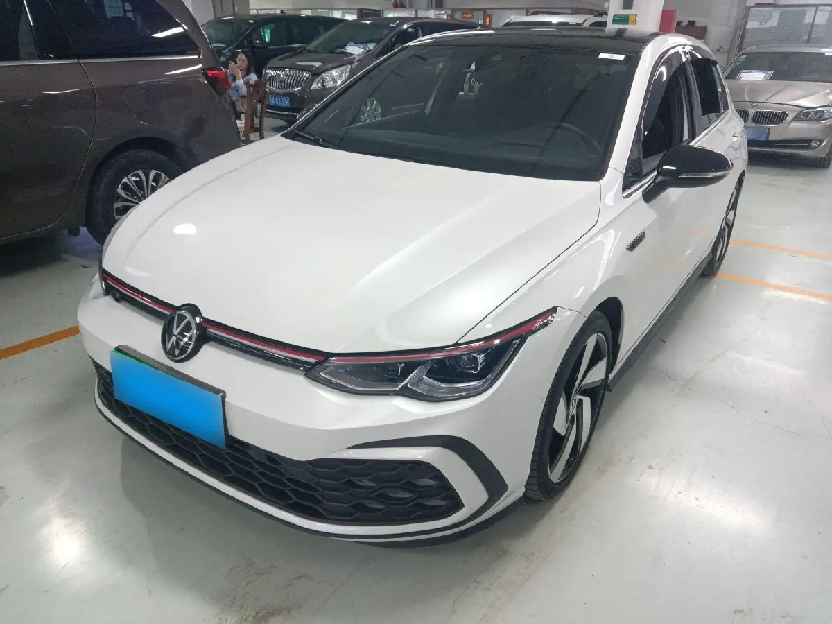 2021 Volkswagen GolfGTI 2.0T 220HP L4 7DCT