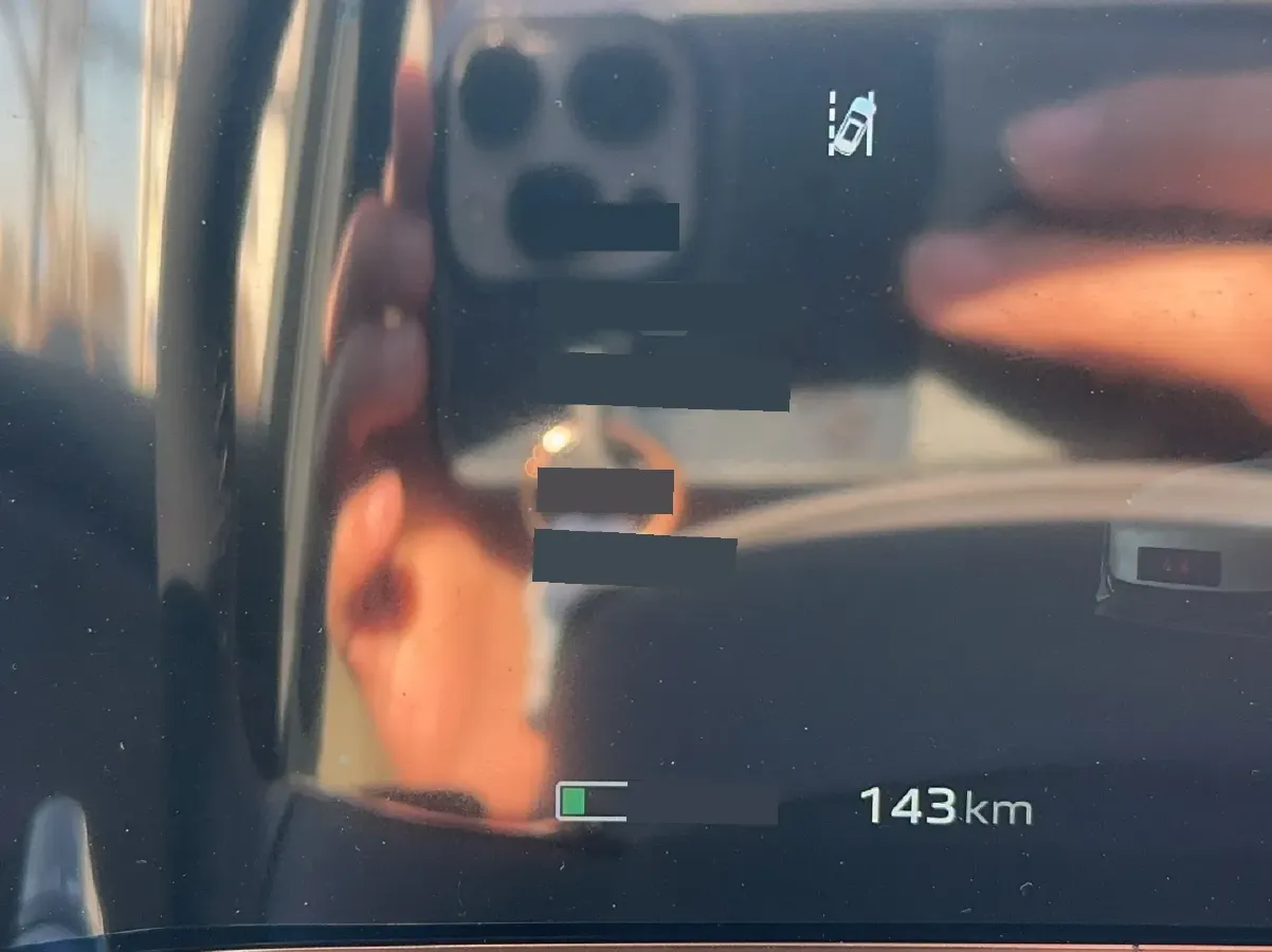 2024 HongQi EH7 BEV 111KWH,autocango,china used car exporter,china ev exporter,chinese used car exporter,chinese used ev exporter