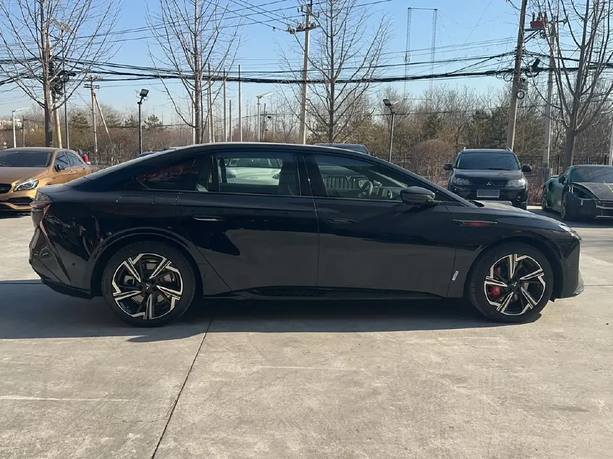 2024 HongQi EH7 BEV 111KWH,autocango,china used car exporter,china ev exporter,chinese used car exporter,chinese used ev exporter