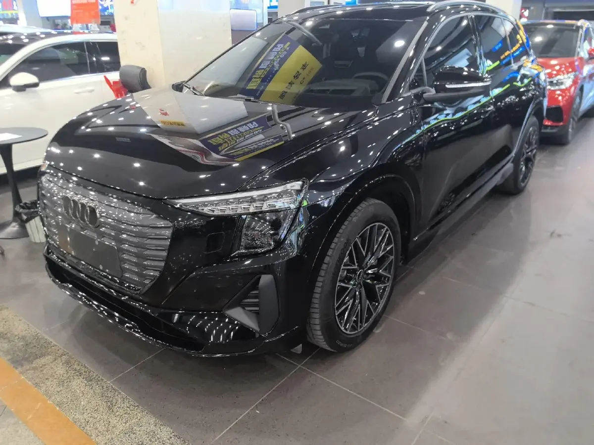 2023 Audi Q5 e-tron BEV 83.4KWH