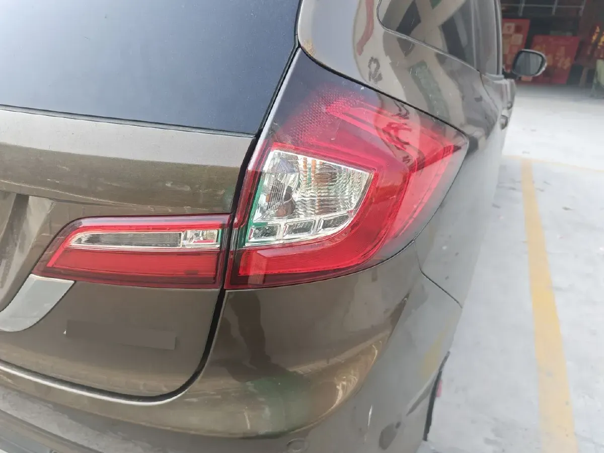 2016 Honda Jade 1.8L 141HP L4 5AT,autocango,china used car exporter,china ev exporter,chinese used car exporter,chinese used ev exporter