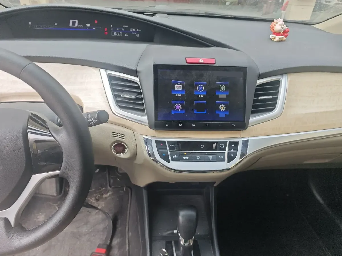 2016 Honda Jade 1.8L 141HP L4 5AT,autocango,china used car exporter,china ev exporter,chinese used car exporter,chinese used ev exporter