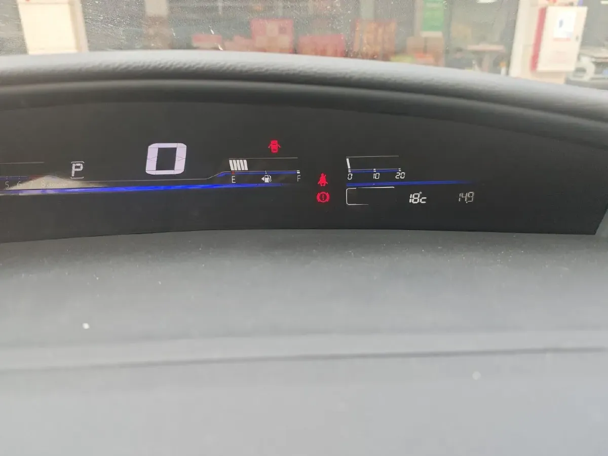 2016 Honda Jade 1.8L 141HP L4 5AT,autocango,china used car exporter,china ev exporter,chinese used car exporter,chinese used ev exporter