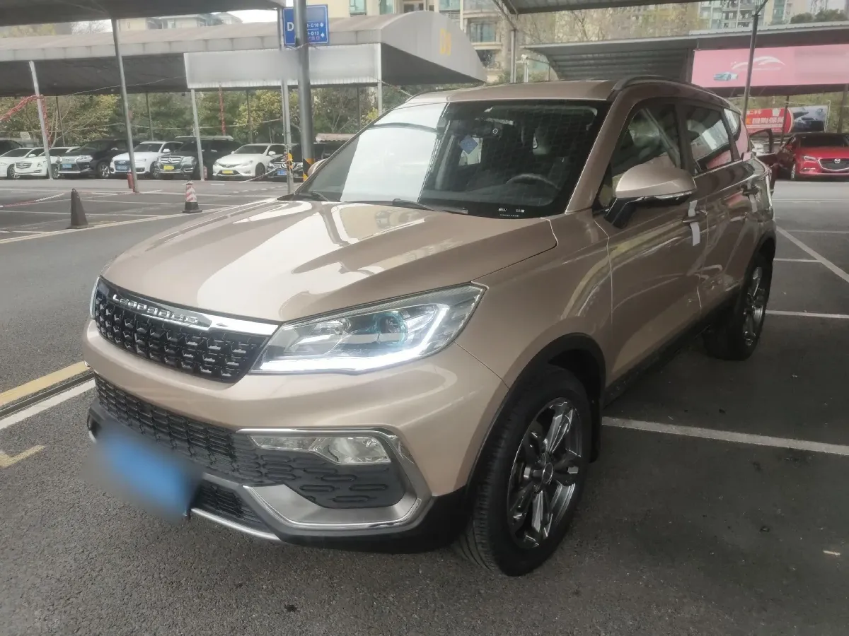 2017 Leopaard CS9 1.5L 113HP L4 5MT,autocango,china used car exporter,china ev exporter,chinese used car exporter,chinese used ev exporter
