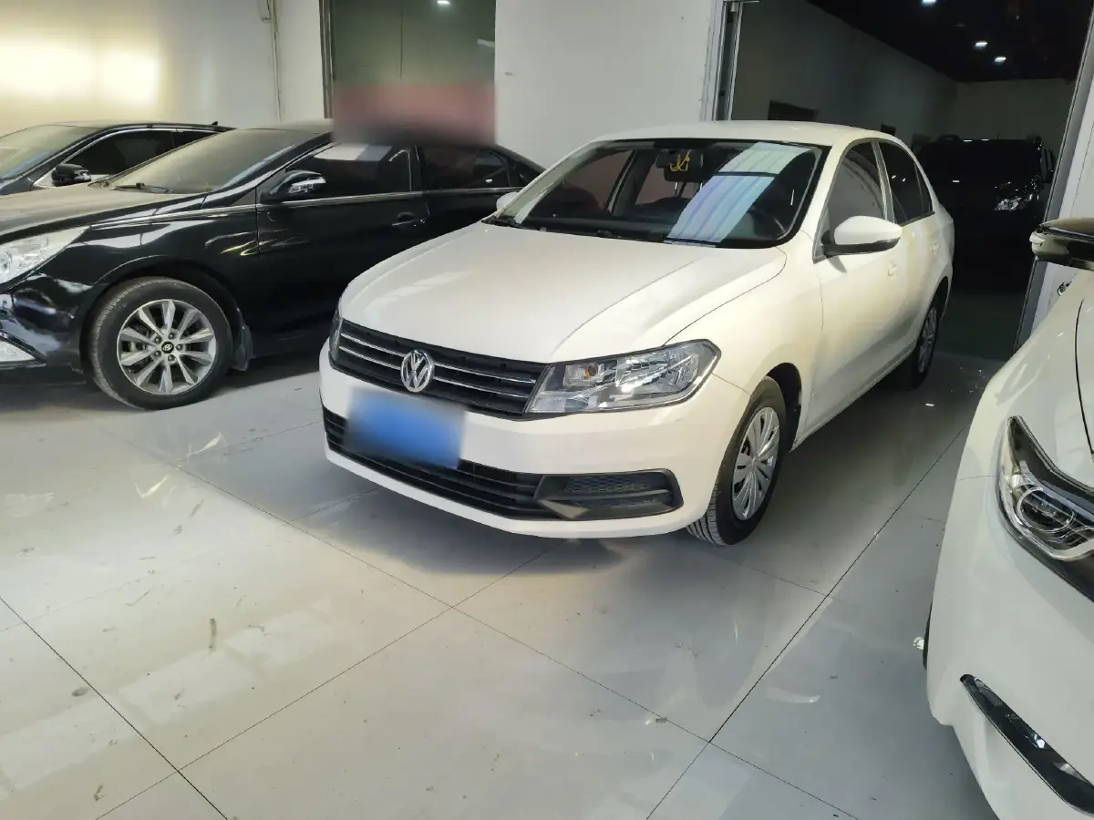 2016 Volkswagen Santana 1.4L 90HP L4 5MT 2016 Volkswagen Santana 1.4L 90HP L4 5MT