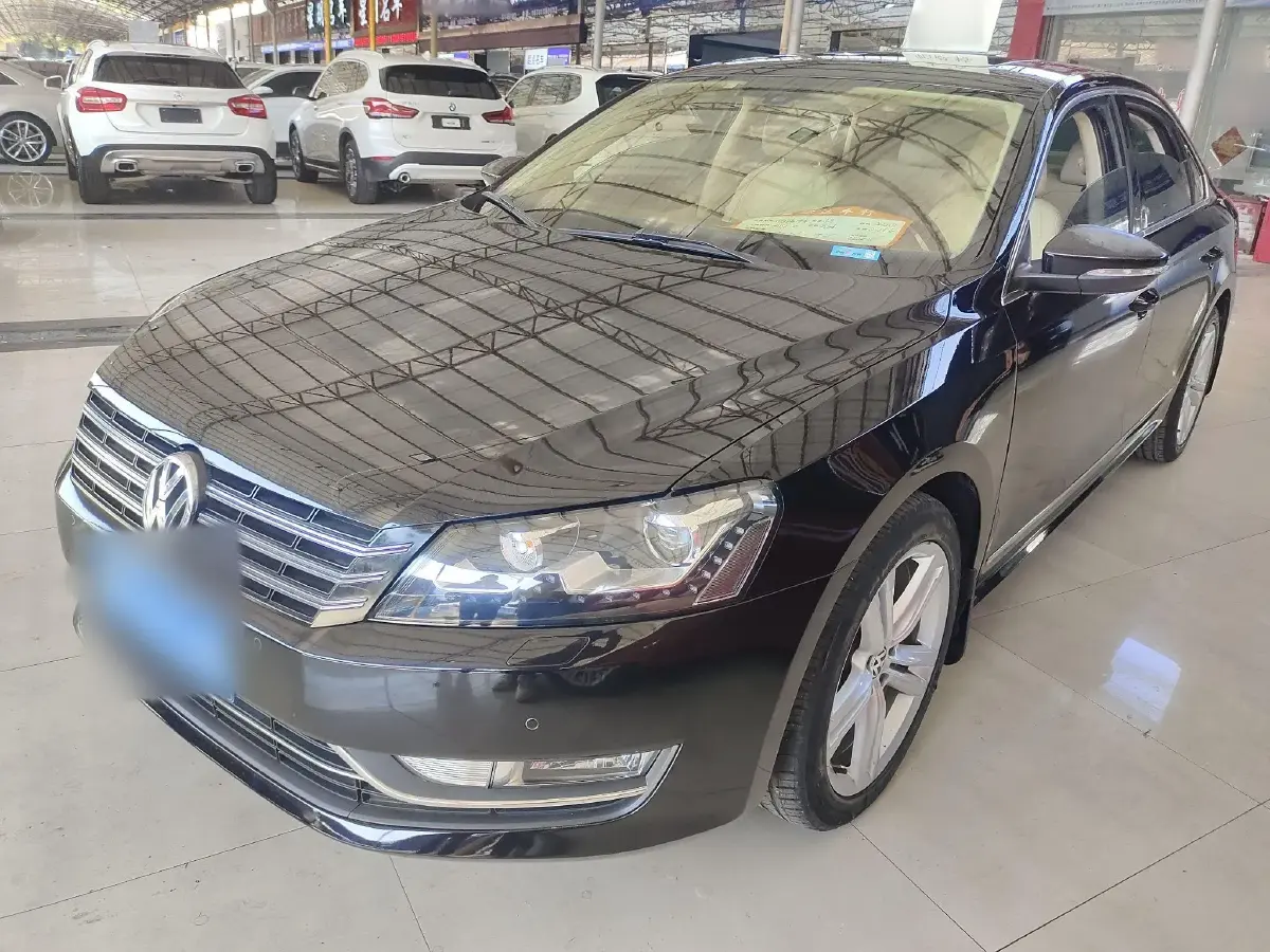 2014 Volkswagen Passat 1.8T 160HP L4 7DCT