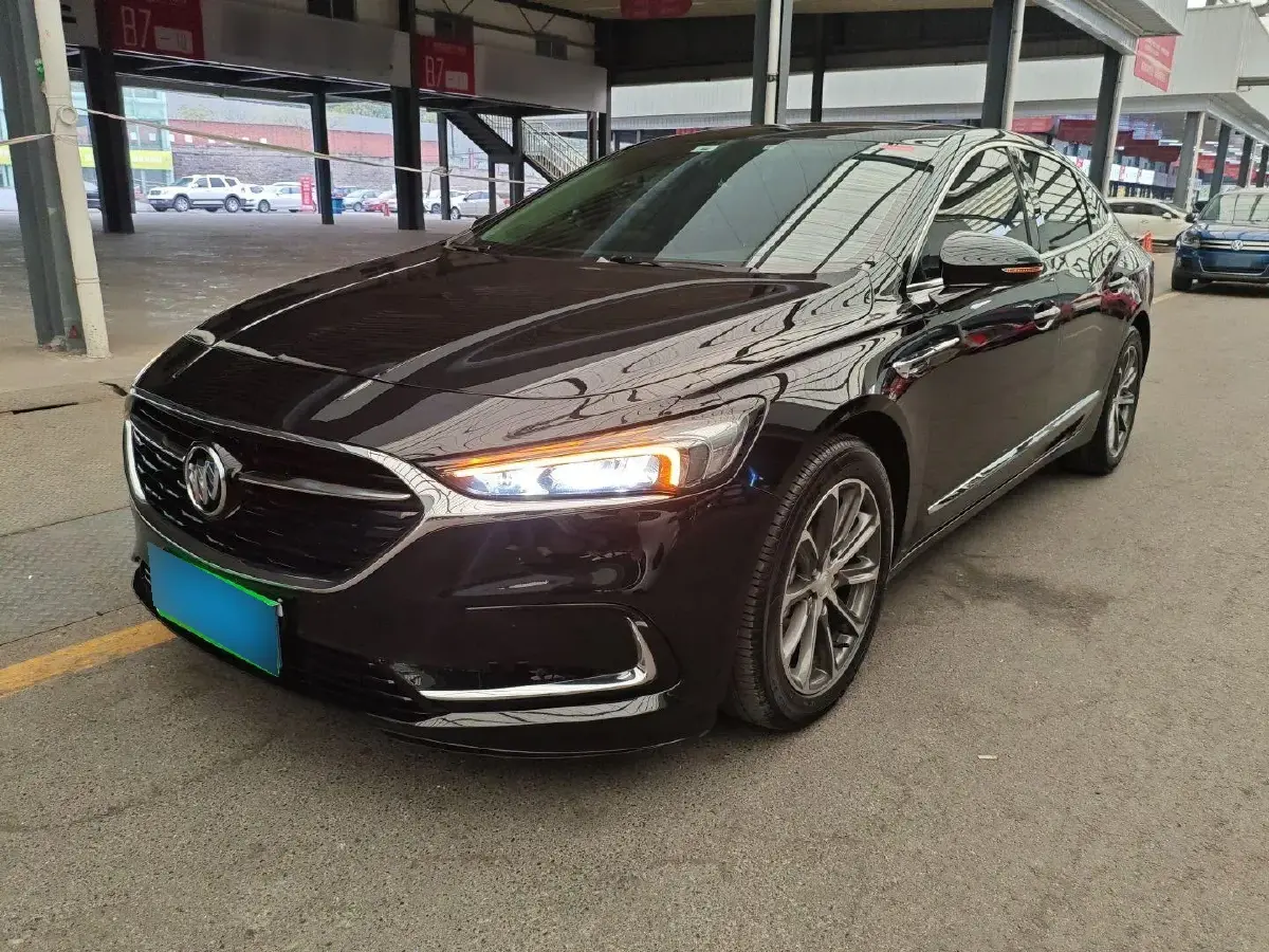 2022 Buick Larcosse 2.0T 237HP L4 9AT