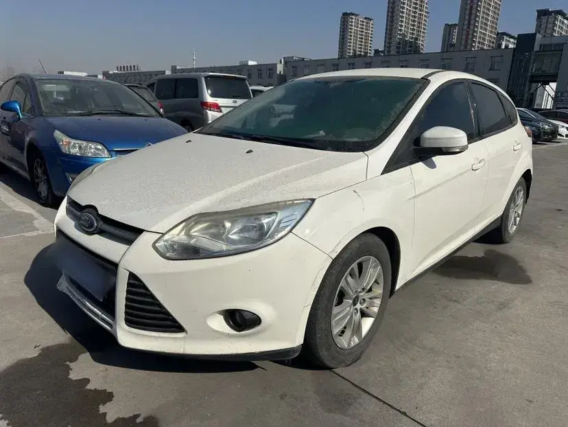 2012 Ford Focus 1.6L 125HP L4 6DCT