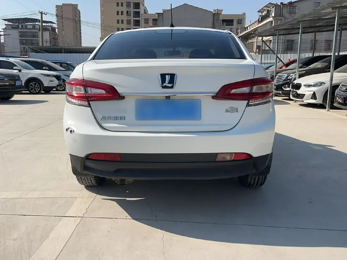 2016 Luxgen 3 1.6L 124HP L4 5MT,autocango,china used car exporter,china ev exporter,chinese used car exporter,chinese used ev exporter