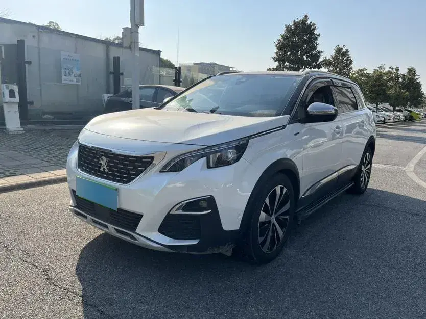 2017 Peugeot 5008 1.8T 204HP L4 6AT