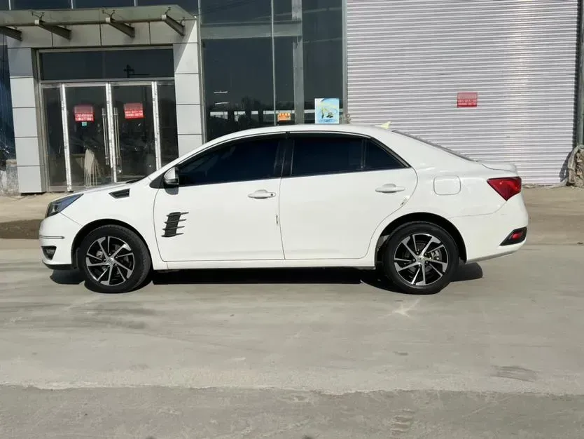 2017 Zotye Z360 1.5L 112HP L4 5MT,autocango,china used car exporter,china ev exporter,chinese used car exporter,chinese used ev exporter