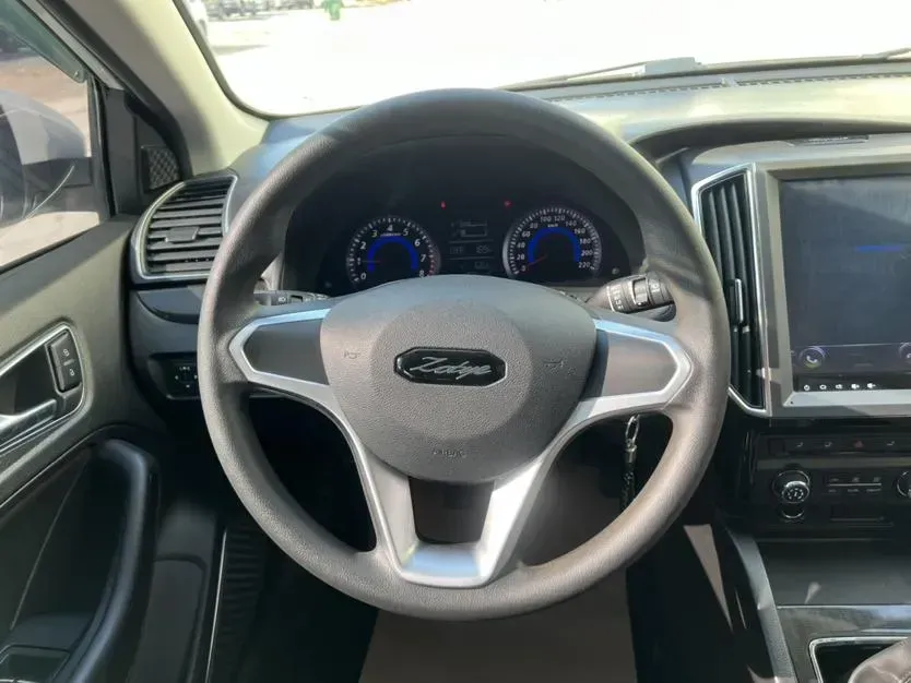 2017 Zotye Z360 1.5L 112HP L4 5MT,autocango,china used car exporter,china ev exporter,chinese used car exporter,chinese used ev exporter