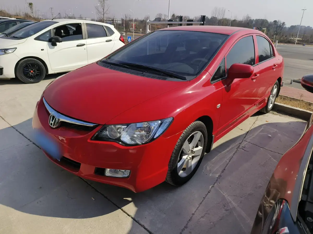 2012 Ciimo Ciimo 1.8L 140HP L4 5AT