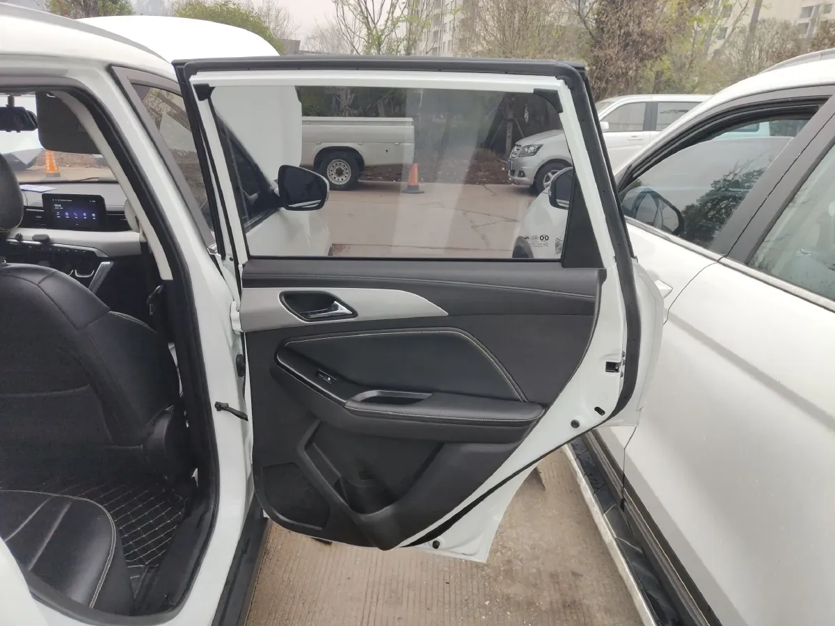 2021 BeiJing Auto X3 1.5T 150HP L4 CVT,autocango,china used car exporter,china ev exporter,chinese used car exporter,chinese used ev exporter