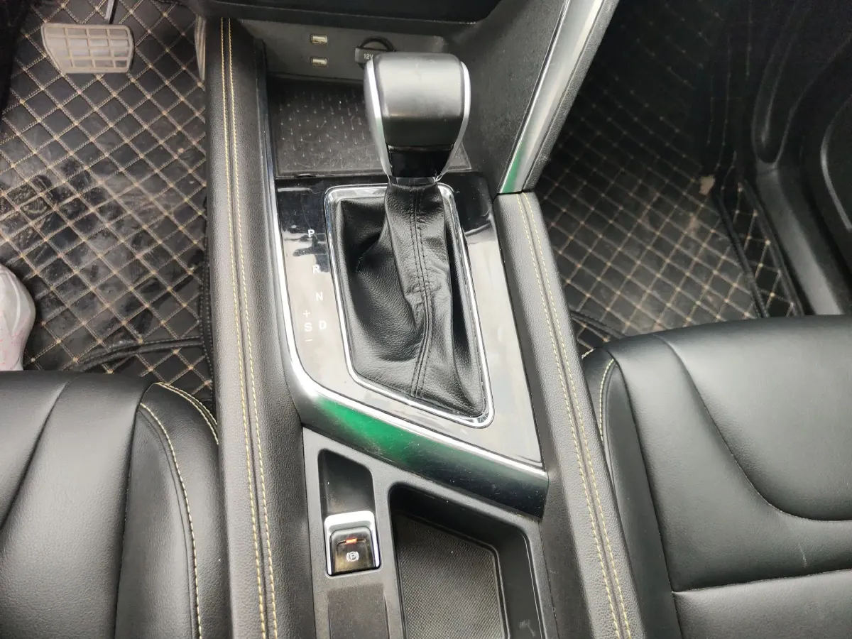 2021 BeiJing Auto X3 1.5T 150HP L4 CVT,autocango,china used car exporter,china ev exporter,chinese used car exporter,chinese used ev exporter